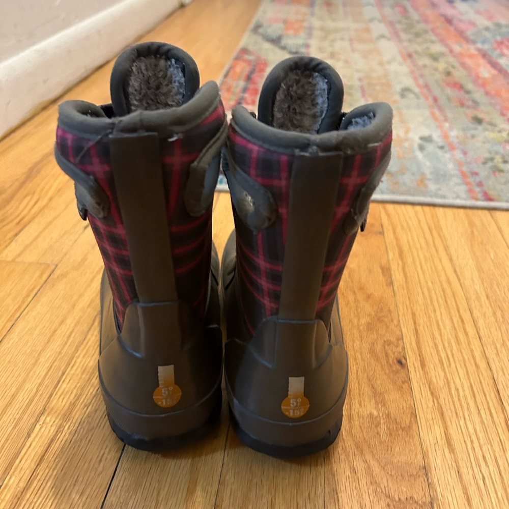 EUC Bogs boots - Picture 2 of 4